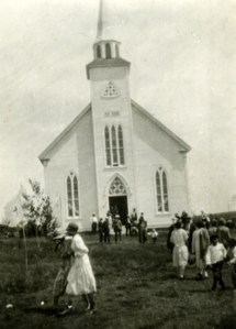 圣诞岛的圣巴拉教堂，那时人们还不怕牧师。照片:beatoninstitutemusic.ca