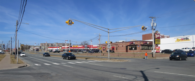 怀斯路，麦当劳桥附近，今天。