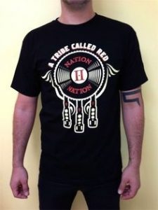 如果你想穿很酷的“本土”服装，这是件不错的衬衫