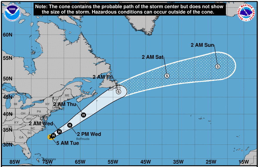 国家飓风中心的地图显示了热带风暴克里斯的预测路径，它现在正在远离新斯科舍省