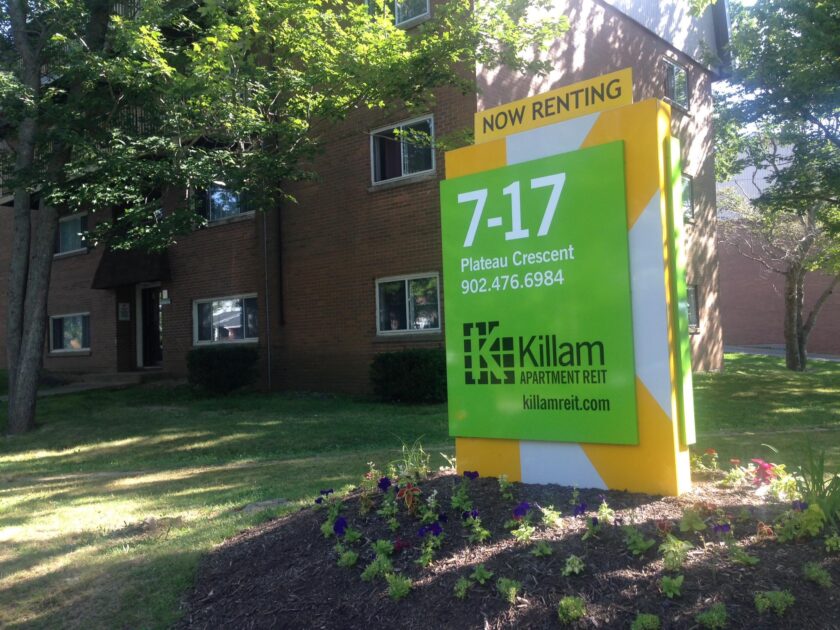 Killam地产的招牌上写着“现租”