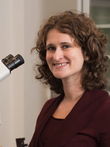 塔拉·F·卡汉的照片