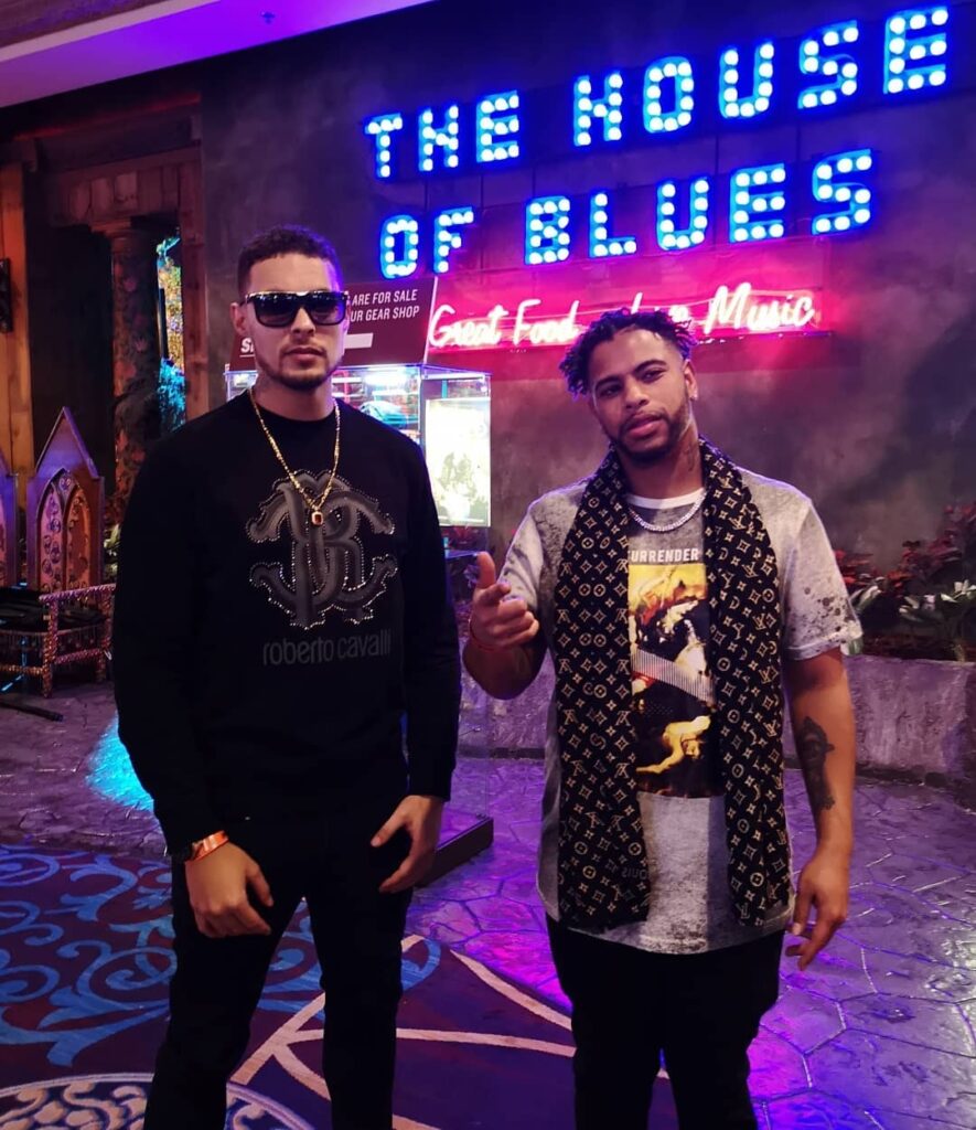 安德鲁·温特和卡莱布·西蒙兹表示，他们是唯一在拉斯维加斯蓝调之家表演的新斯科舍省艺术家