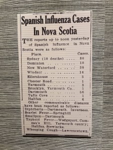 这是一张大约100年前的剪报照片，显示了新斯科舍省西班牙流感的病例数。