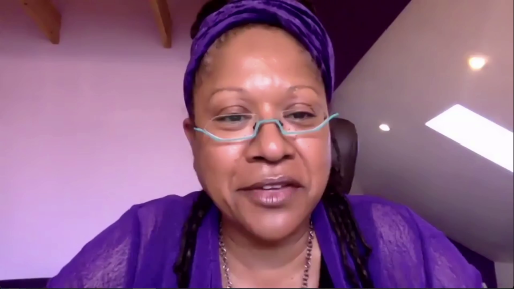 Delvina Bernard在赔偿和奴隶制的虚拟小组中讲话