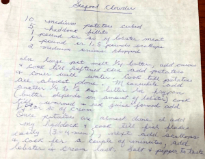 手写的海鲜浓汤食谱。