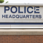 哈利法克斯地区警察总部入口处的标志