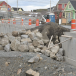 一个小村庄的路基施工