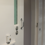 监狱手门的特写镜头，开放。