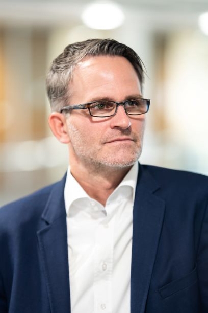 Dirk Baur教授的头像(图片来源)