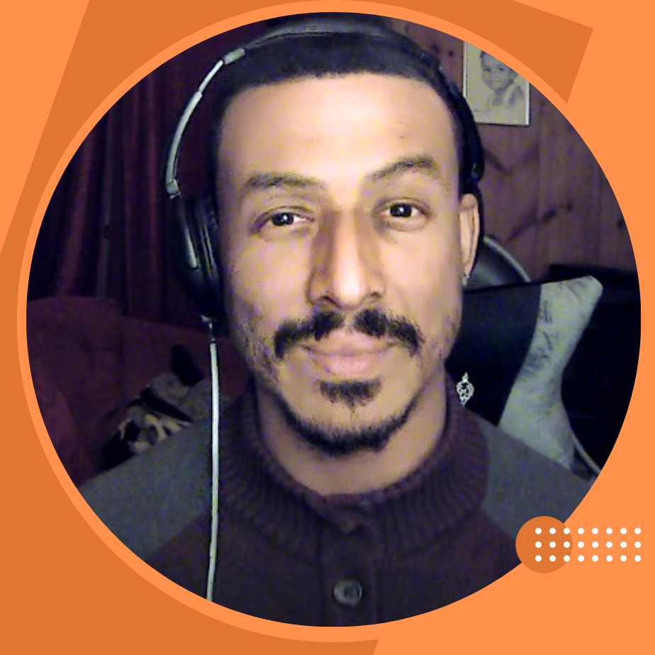 黑人戴耳机的特写