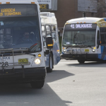 哈利法克斯公共汽车左转