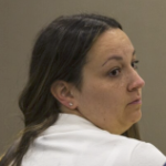 妮可·格林（Nicole Green），一个黑发的白人女人