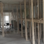 墙框:在建建筑中有框架的墙