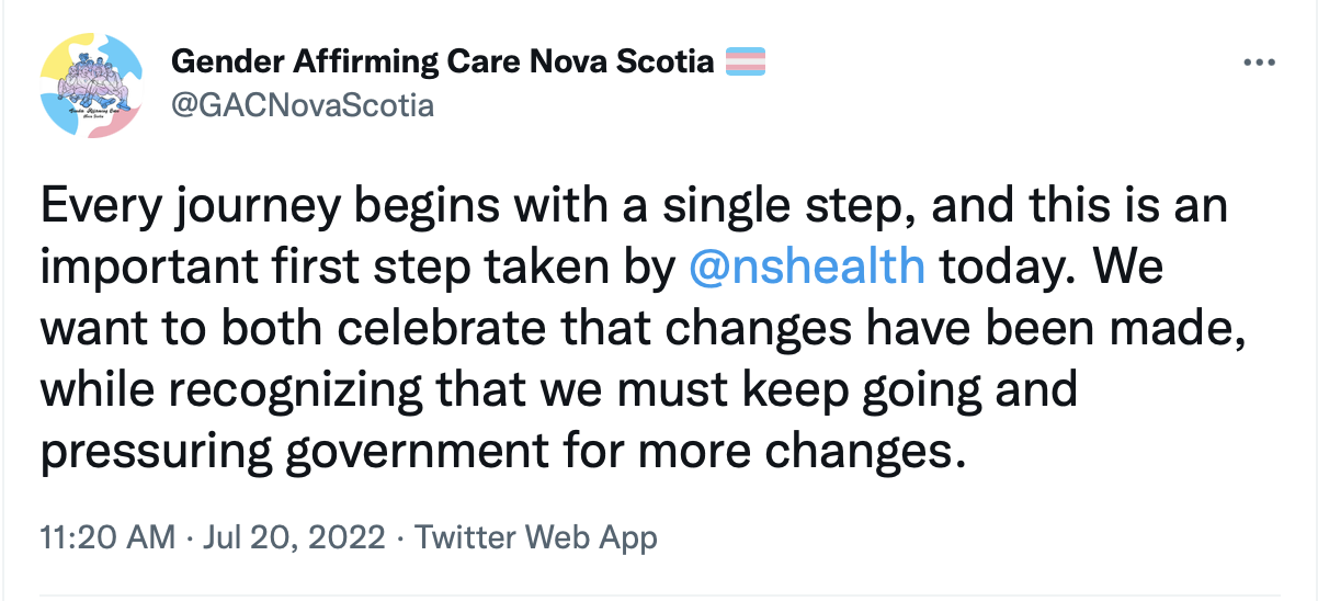 这条推特说，每一段旅程都始于一小步，这是我们今天迈出的重要的第一步。我们既要庆祝已经发生的变化，也要认识到我们必须继续前进，向政府施压，要求更多的变化。