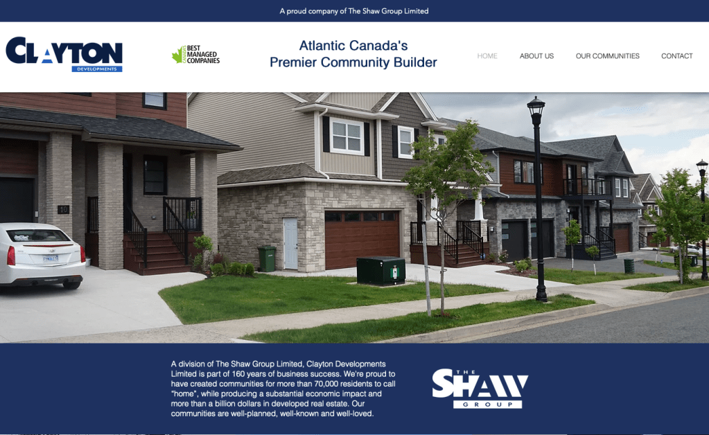 克莱顿开发公司(Clayton Developments)的网站上展示的是大型高档单户住宅，没有任何经济适用房。