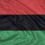 一面三色旗，上面是红带，中间是黑带，下面是绿带