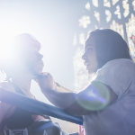 一位黑人女拳击教练和她的女拳击手